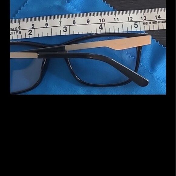 Glasses womens ladies with wipe towel. Light prescription black silver small - Picture 6 of 12